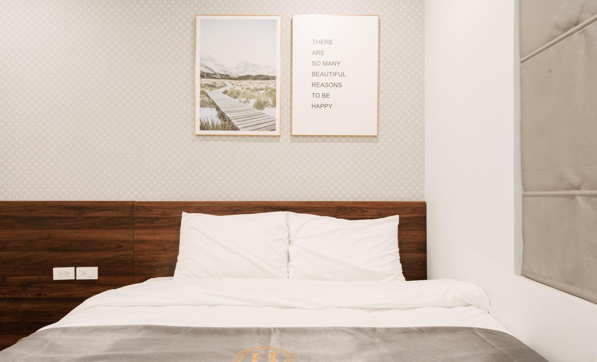 Hi-Home Suites - The West Lake Xuan Dieu Ханой Экстерьер фото